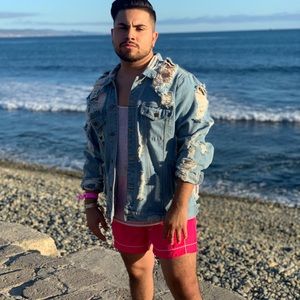 Meet your Posher, Markos